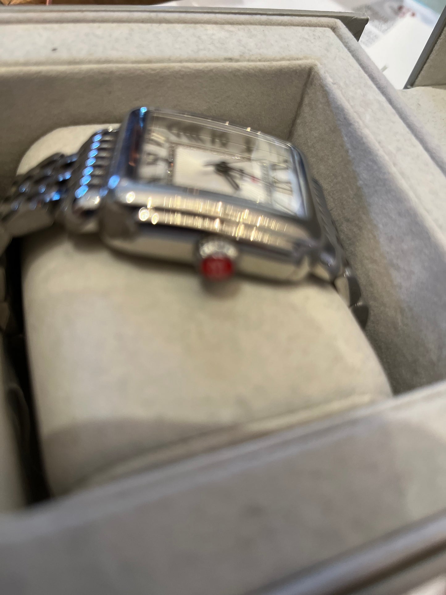 SS sapphire crystal 5ATM watch