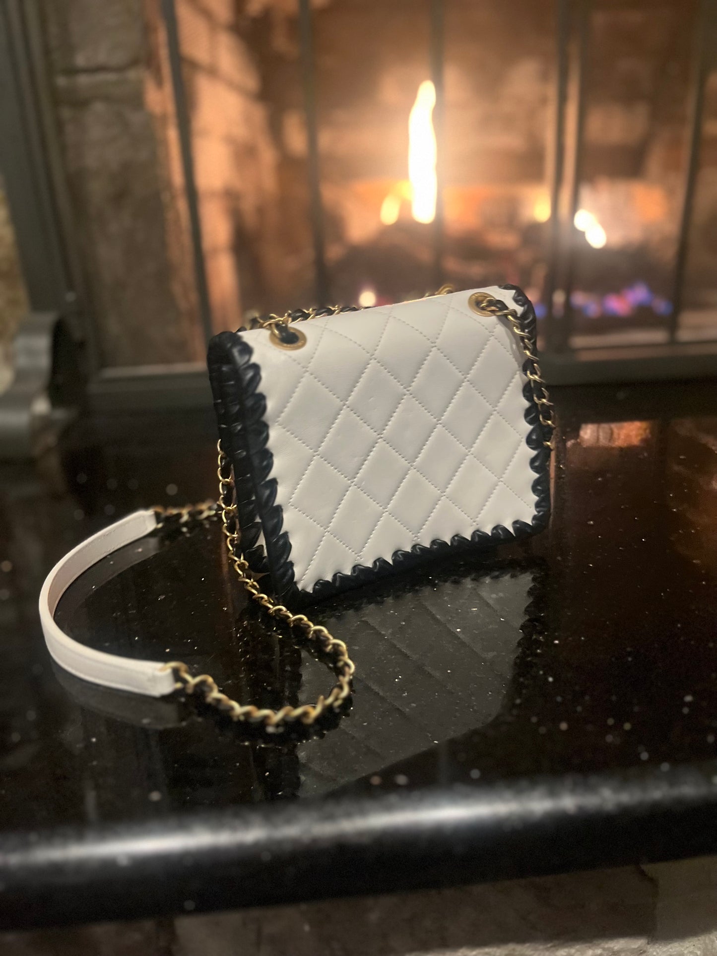 Chanel WHITEBLACK