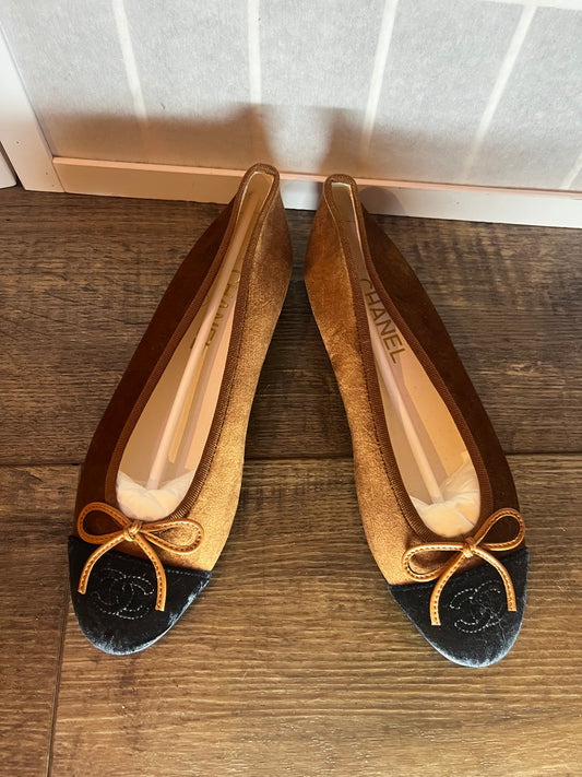 Chanel Ballerina