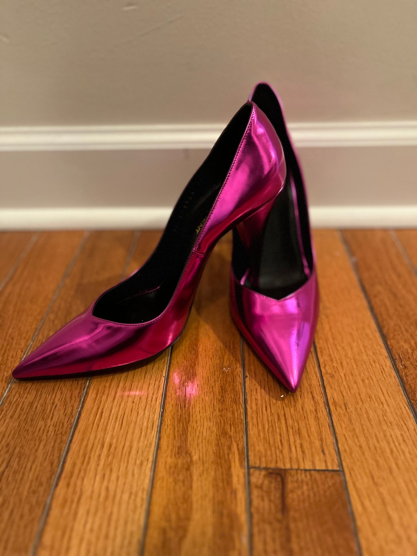 Patent Leather Heels SAINT LAURENT