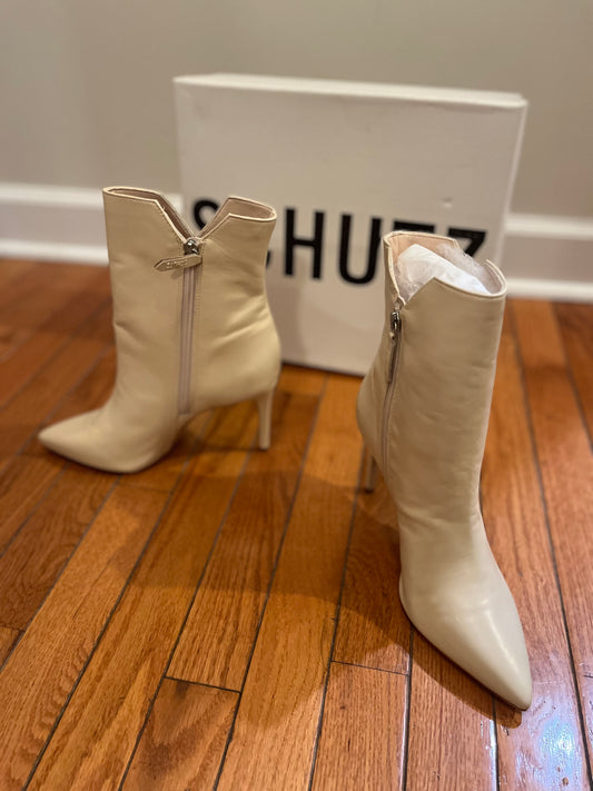 Betsy PointToe SCHULTZ